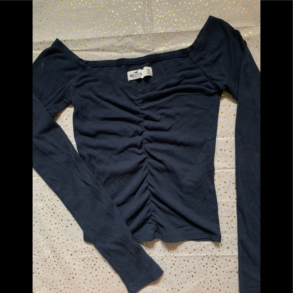 Hollister scrunch crop top